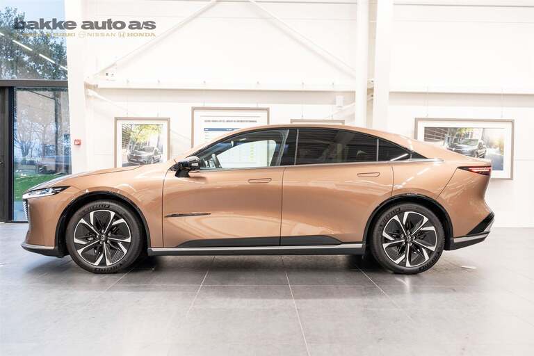 Mazda 6e