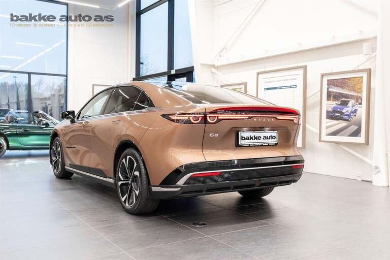 Mazda 6e