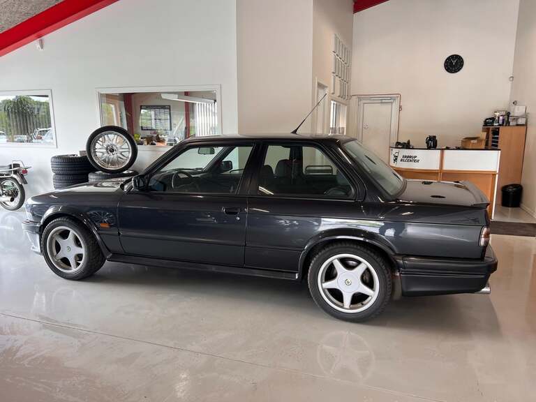 BMW 325iX