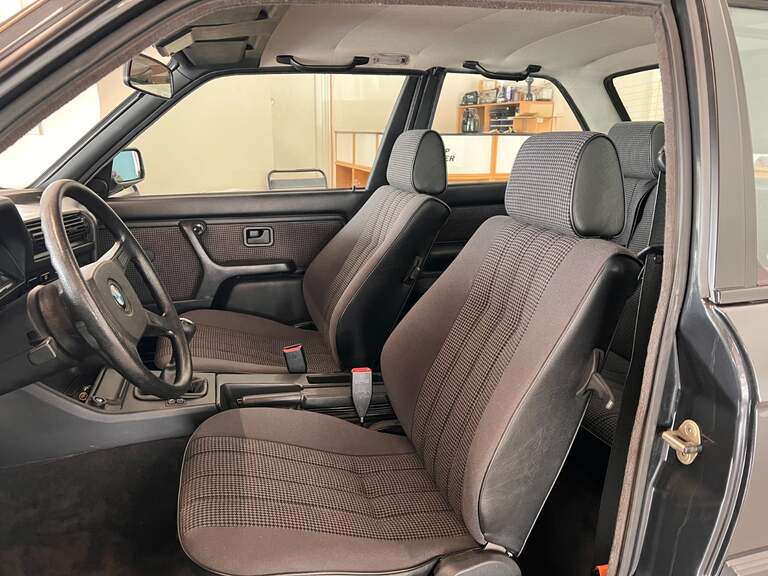 BMW 325iX