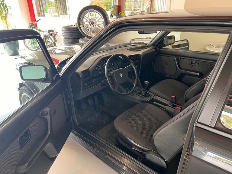 BMW 325iX