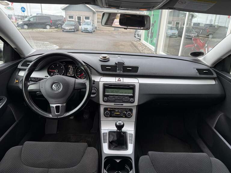 VW Passat