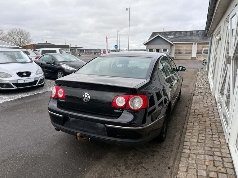 VW Passat