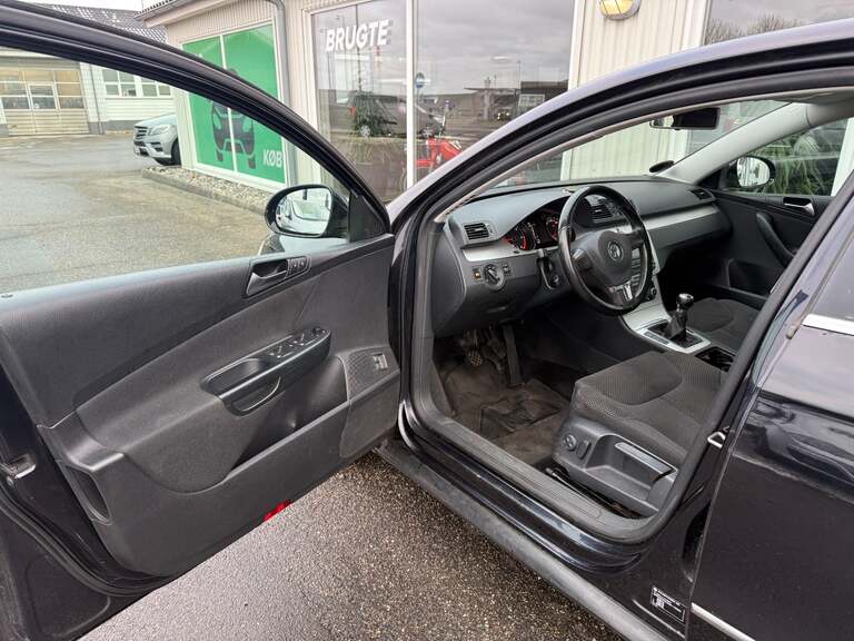 VW Passat