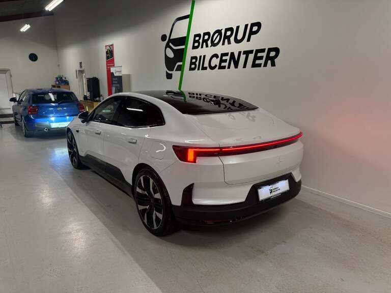 Polestar 4