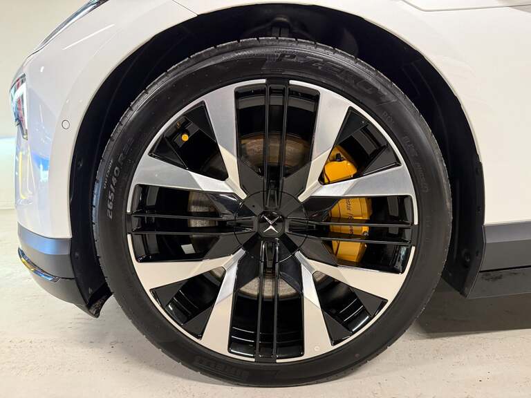 Polestar 4