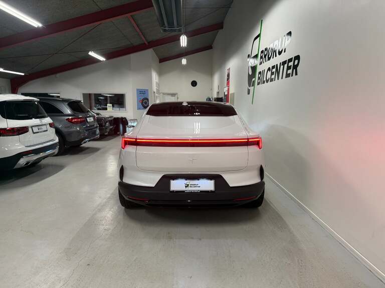 Polestar 4