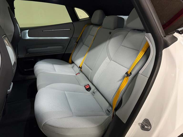 Polestar 4