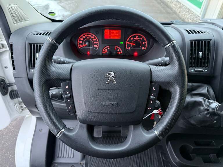 Peugeot Boxer 333