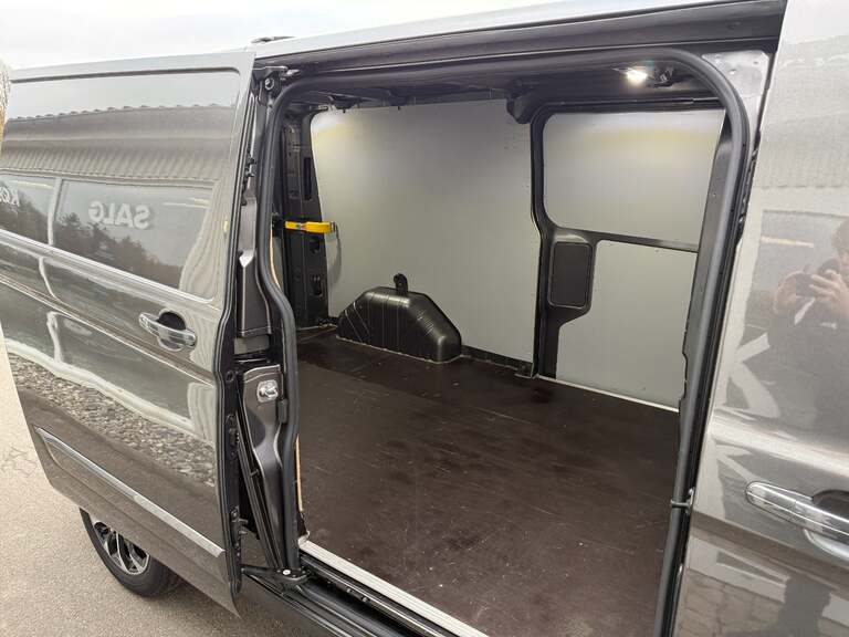 Ford Transit Custom 320L