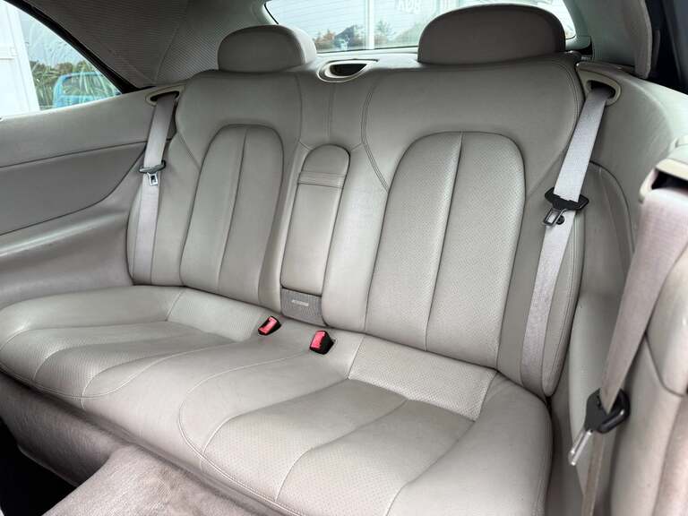 Mercedes CLK320