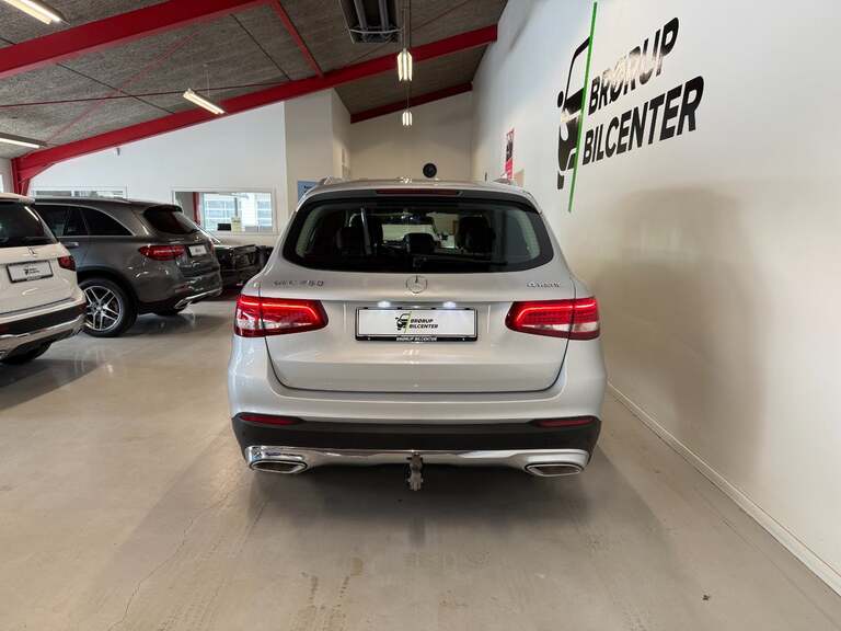 Mercedes GLC250