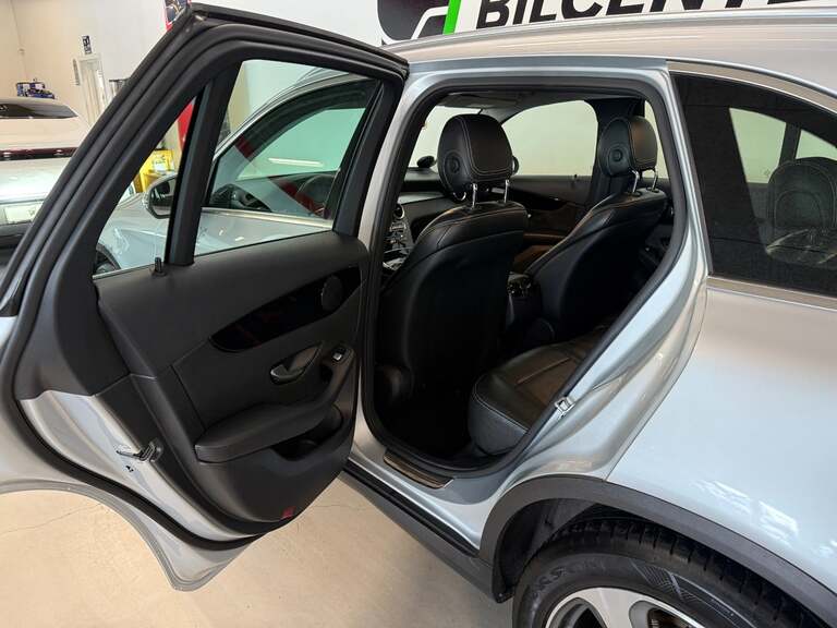 Mercedes GLC250