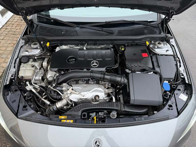 Mercedes A220