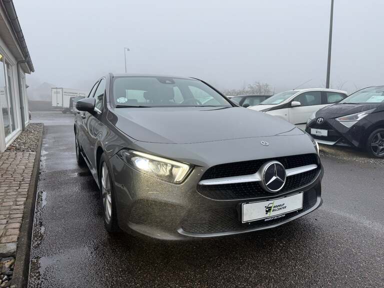Mercedes A220