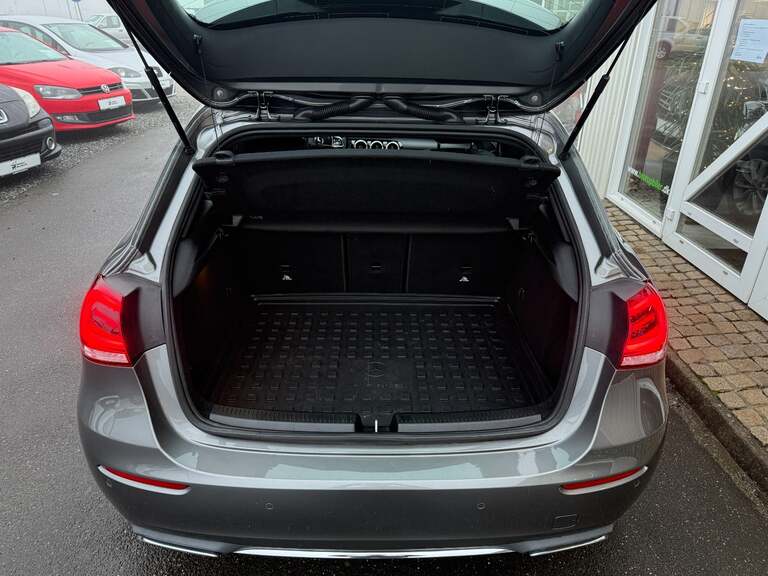 Mercedes A220