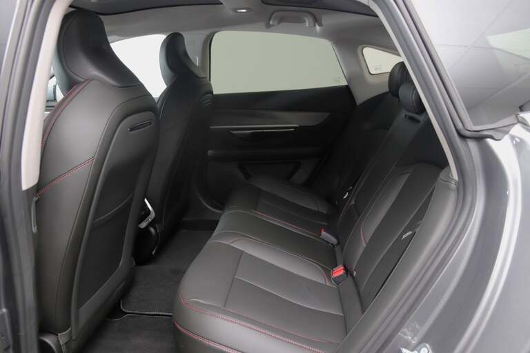 Xpeng P7