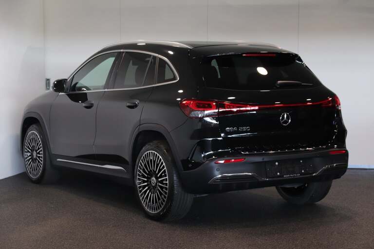 Mercedes EQA250
