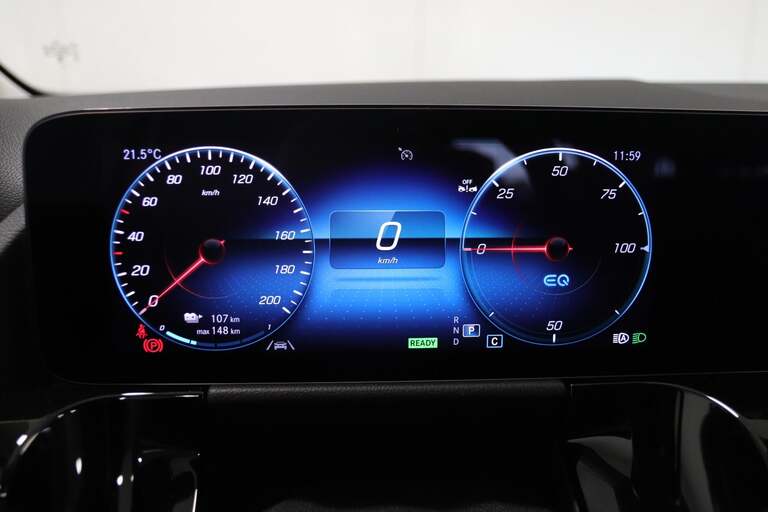 Mercedes EQA250