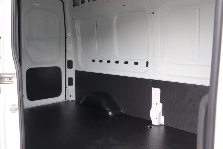 Maxus e-Deliver 9