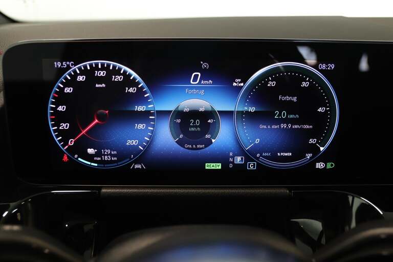 Mercedes EQA250+