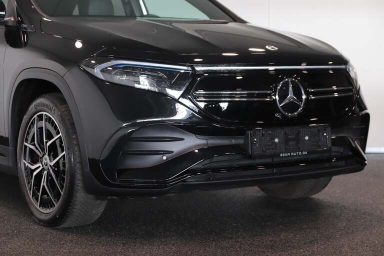 Mercedes EQA250+