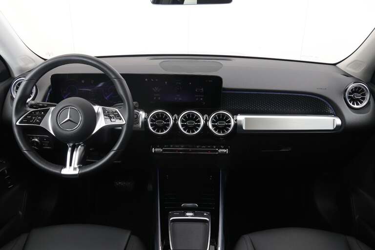 Mercedes EQB300