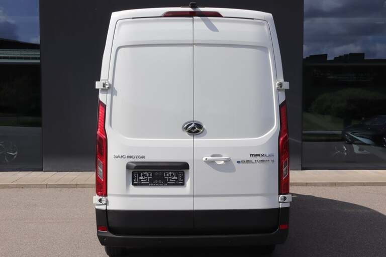 Maxus e-Deliver 9