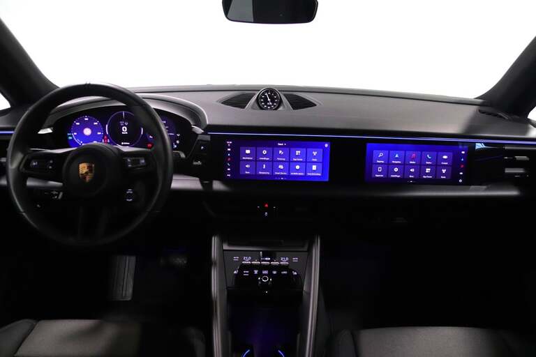 Porsche Macan 4