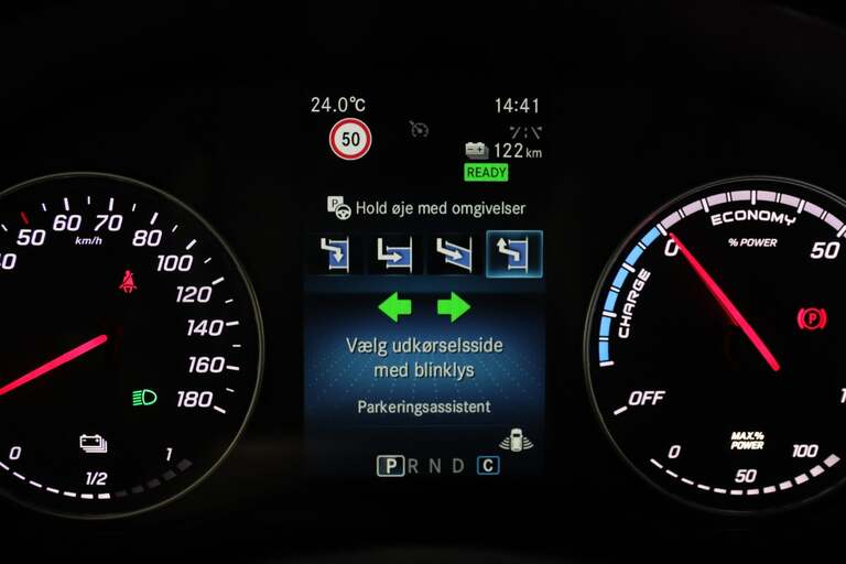 Mercedes EQT200