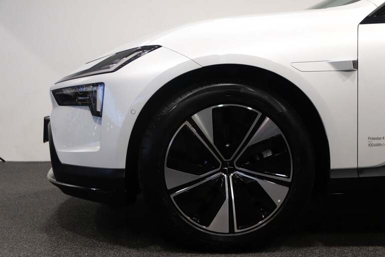 Polestar 4