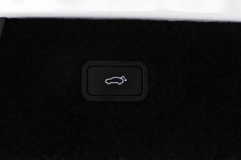 Polestar 4