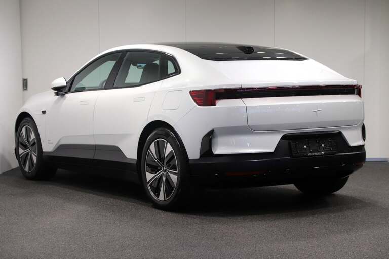 Polestar 4