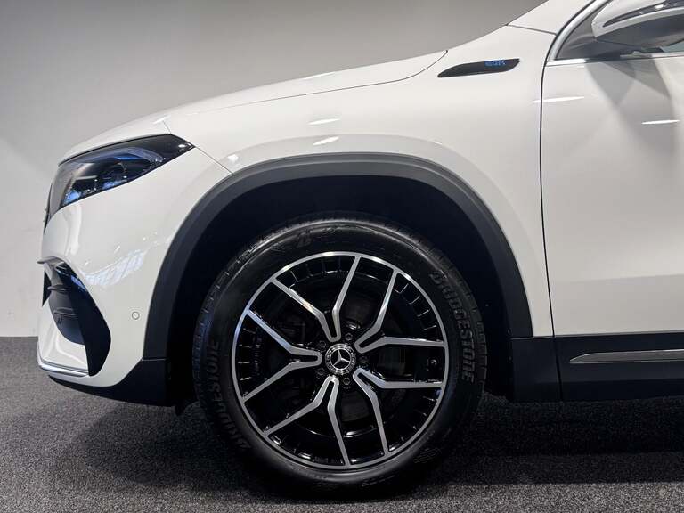 Mercedes EQA250