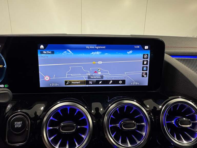 Mercedes EQA250