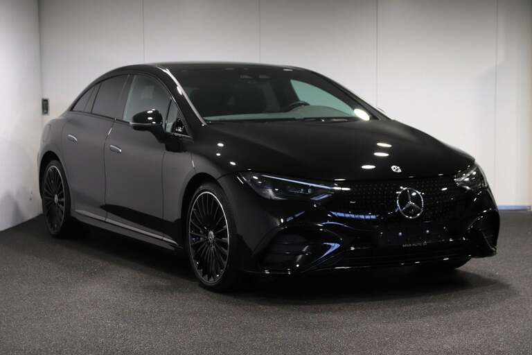 Mercedes EQE300