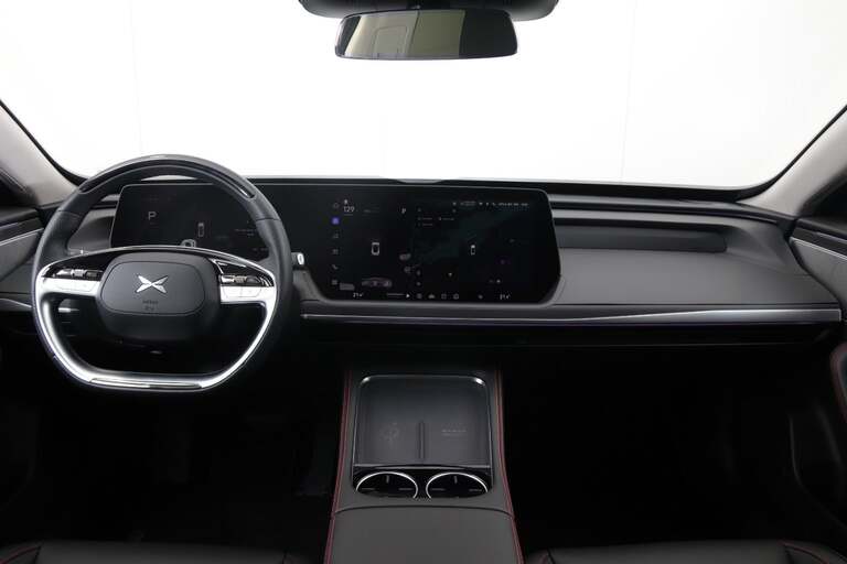 Xpeng P7