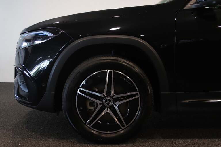 Mercedes EQB300