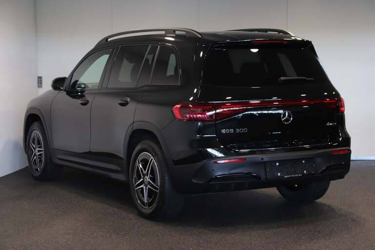 Mercedes EQB300