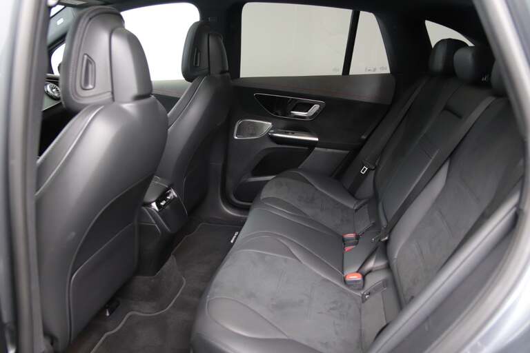 Mercedes EQE300 SUV