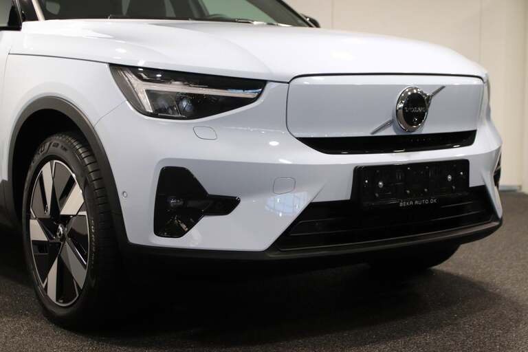 Volvo EX40