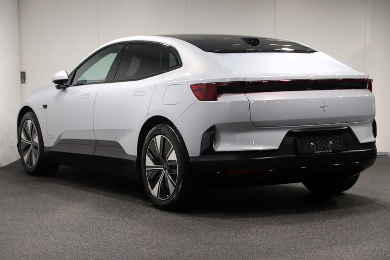 Polestar 4