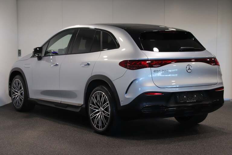 Mercedes EQE300 SUV