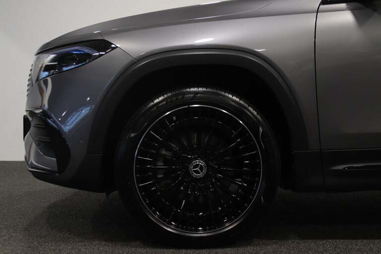 Mercedes EQB300