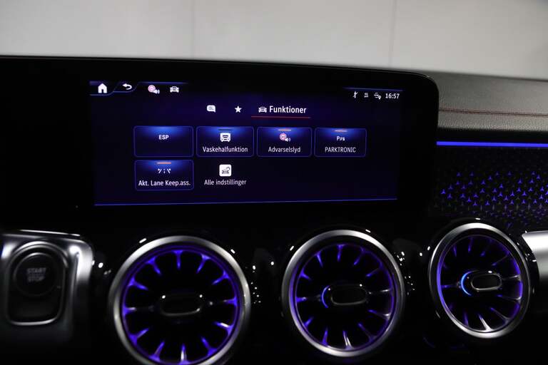 Mercedes EQB300
