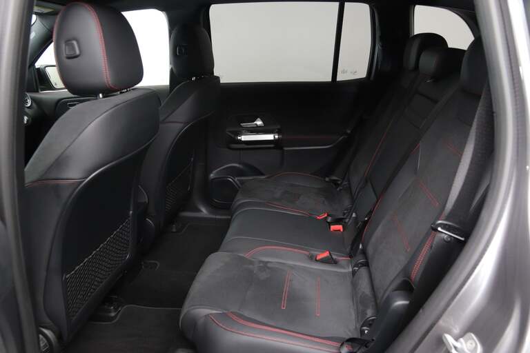 Mercedes EQB300