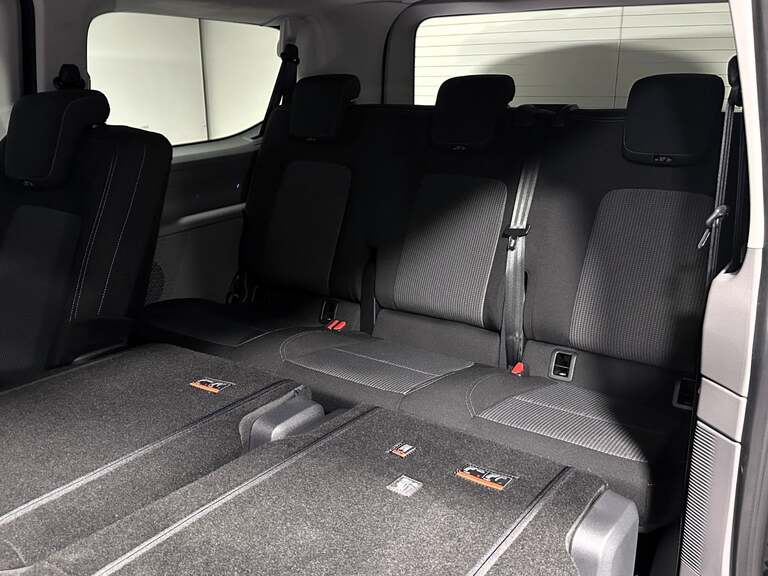 VW e-Caravelle
