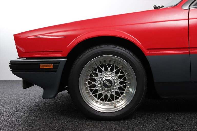 Maserati 222