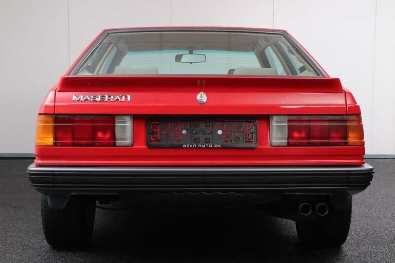Maserati 222