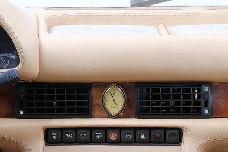 Maserati 222